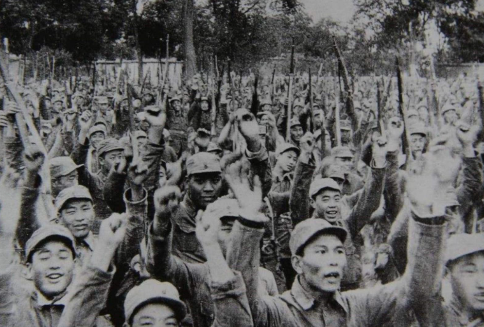  波鸿青年军敢打敢拼，虽败犹荣展现未来潜力