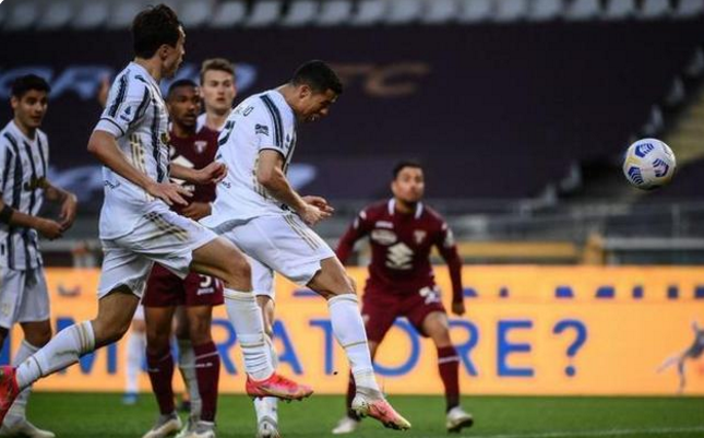  罗马防守端集体迷失，连续丢球陷入被动